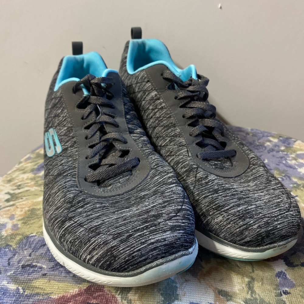 Skechers Women's Flex Sneaker Size 12